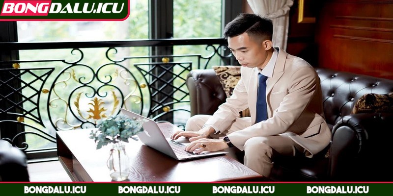 Tác Giả 2 - 2 Vũ Minh Hoàng đã ghi dấu ấn mạnh mẽ trong lĩnh vực thể thao